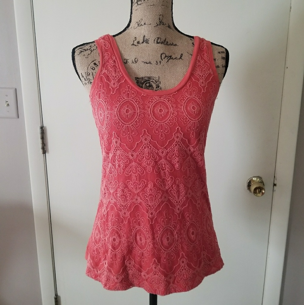 Banana Republic Coral Lace Tank
